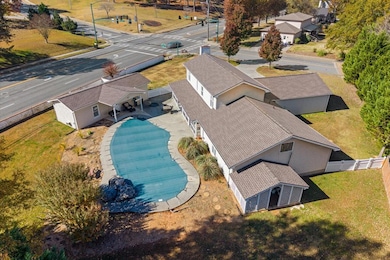 1003 Manly St, Dalton, GA 30720 - photo 2