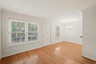 Spacious Living Room and Separate Dinning Room