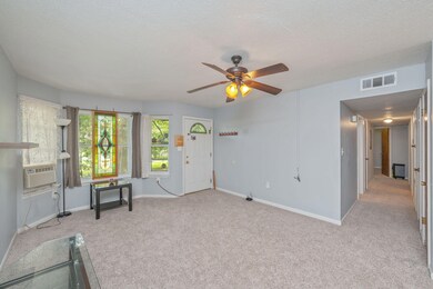 4 7th St, Shalimar, FL 32579 - photo 5