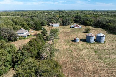 2564 SW Adams Rd, Towanda, KS 67144 - photo 7
