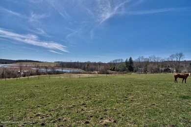 249 Pine Hill Rd, Falls, PA 18615 - photo 3