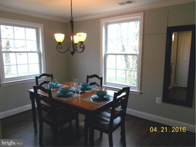 2418 Alma Rd, Halethorpe, MD 21227 - photo 6