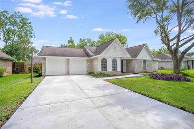 1406 Kent Way, Friendswood, TX 77546 - photo 2