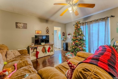 15 S Second St, Somerset, IN 46984 - photo 6