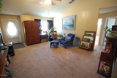 4 Living Room