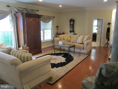 33 Cardinalflower Ln, Princeton Junction, NJ 08550 - photo 4