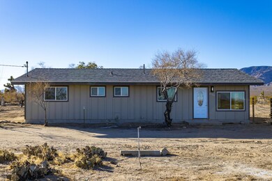 21327 Klassette St, Mojave, CA 93501 - photo 6