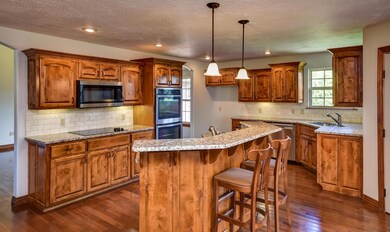 807 W Georgia St, Nixa, MO 65714 - photo 3