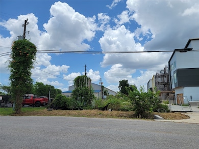 304 W St E, Houston, TX 77076 - photo 7