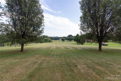 149 Bluegill Ln, Statesville, NC 28625 - photo 6