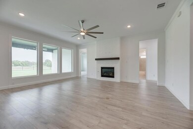 110 Highgate Ct, Boyd, TX 76023 - photo 7