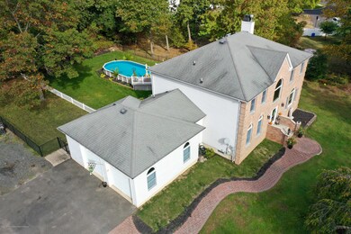 18 Plum Ln, Holmdel, NJ 07733 - photo 5