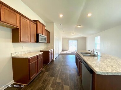 9112 Tapper Ct, Jacksonville, FL 32211 - photo 5