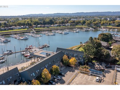 148 N Hayden Bay Dr unit 148, Portland, OR 97217 - photo 3