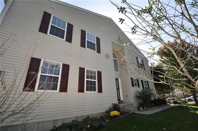 6901 Hunt Dr, Macungie, PA 18062 - photo 2