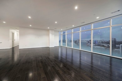Great open floorplan perfect for everyday living a