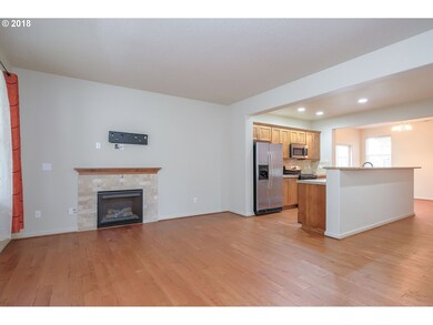 18688 NW Gateway St, Hillsboro, OR 97006 - photo 4