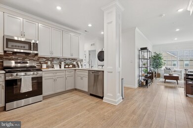 16434 River View Cir, Bristol, PA 19007 - photo 7