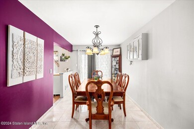 102 Park St, Staten Island, NY 10306 - photo 5