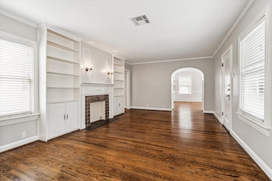 Another angle looking into dining room.