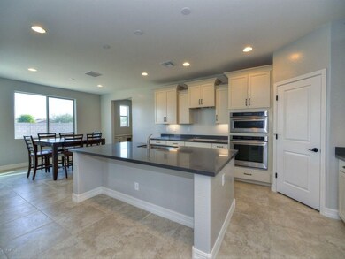 005_Kitchen