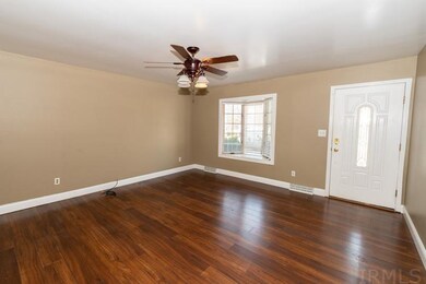 228 E Willow Dr, South Bend, IN 46637 - photo 7