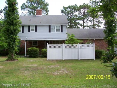 2413 Dartmouth Dr, Fayetteville, NC 28304 - photo 2
