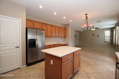 2219 S Valle Verde unit 8, Mesa, AZ 85209 - photo 5