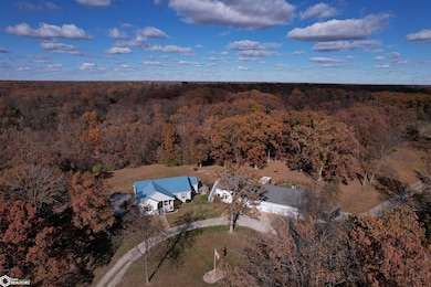 2461 Carbide Ln, Keokuk, IA 52632 - photo 3