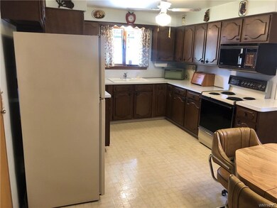 545 15th St, Niagara Falls, NY 14301 - photo 4