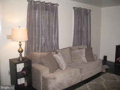 2305 Iverson St, Temple Hills, MD 20748 - photo 4