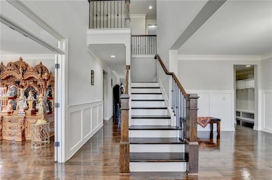 Stairs with a decorative wall, ornamental molding,