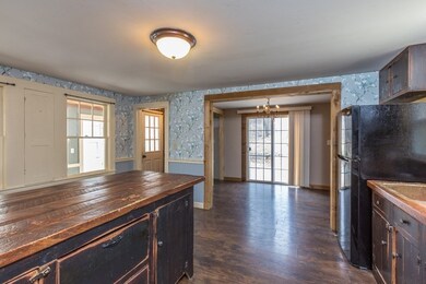 4 Elliott St, Westminster, MA 01473 - photo 4