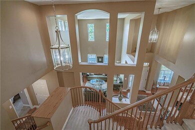 875 Garden Ct, Easton, PA 18040 - photo 5