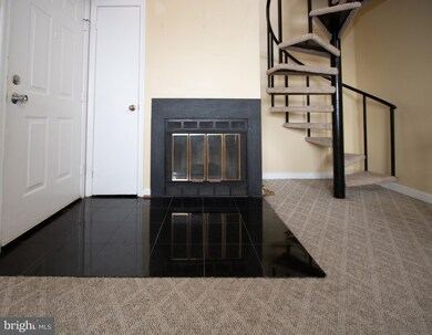 14004 Vista Dr unit 6C, Laurel, MD 20707 - photo 4