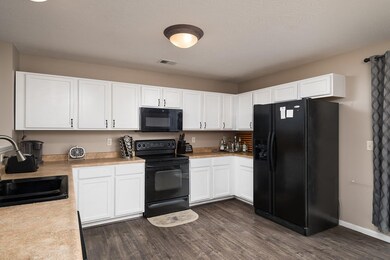 009-128_meadow_view_way_8_25_21-highrez.