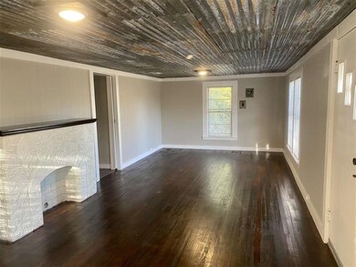 2414 Phillips Ln, Texarkana, TX 75501 - photo 2