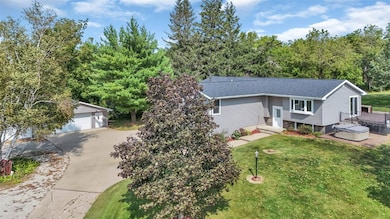 2713 61st Street Ln, Vinton, IA 52349 - photo 5