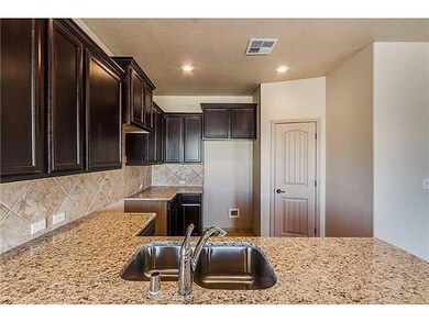 13825 Hollywood Dr, Horizon City, TX 79928 - photo 6