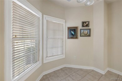 Eat-in area of the kitchen with bay window