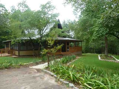 130 Thomas Dr, Tamassee, SC 29686 - photo 3