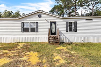 141 Cherokee Dr, Interlachen, FL 32148 - photo 2