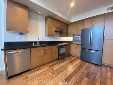 1560 W Artesia Square unit F, Gardena, CA 90248 - photo 3