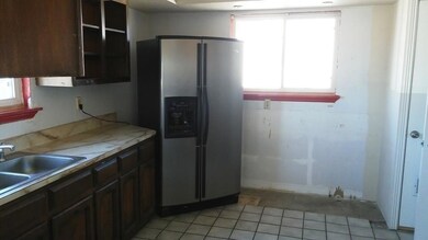 8030 Gilbert Dr, El Paso, TX 79907 - photo 6