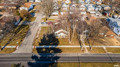 702 Wyatt Ave, Lincoln, IL 62656 - photo 5