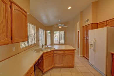 7 - Kitchen