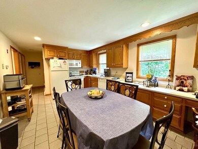 344 Granite St, Worcester, MA 01607 - photo 4