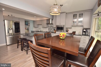 204 Leeds Ct E, Warrenton, VA 20186 - photo 3