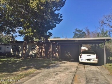 4757 Beverly Cir, Jacksonville, FL 32210 - photo 3