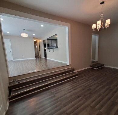 944 E Columbia Ave, Griffith, IN 46319 - photo 5